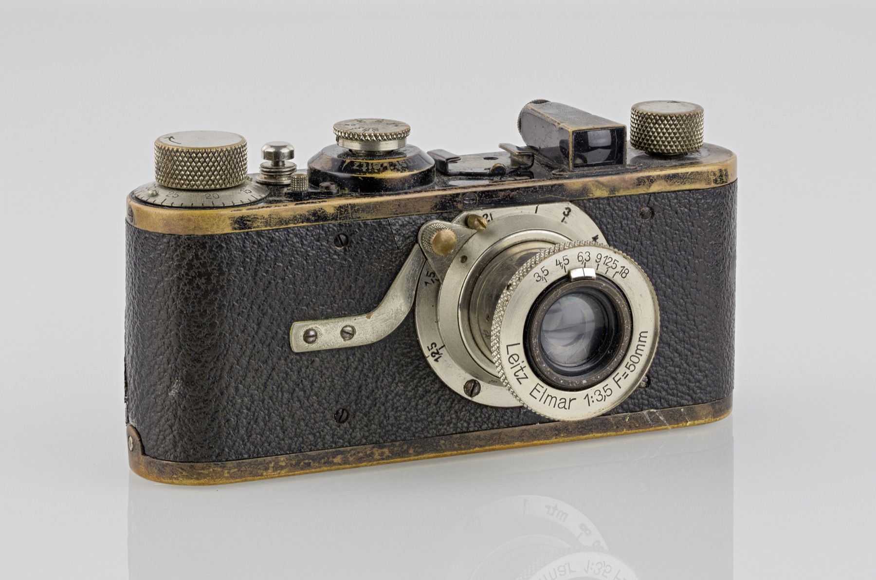 Leica I z 1927 roku, obiektyw Leitz Elmar 50mm f/3.5